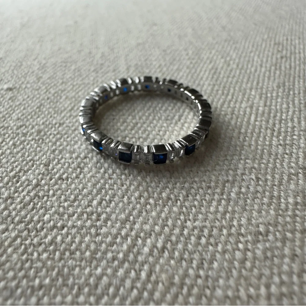 925 Sterling Silver Ring Sapphires and lab diamonds? - Picture 7 of 7